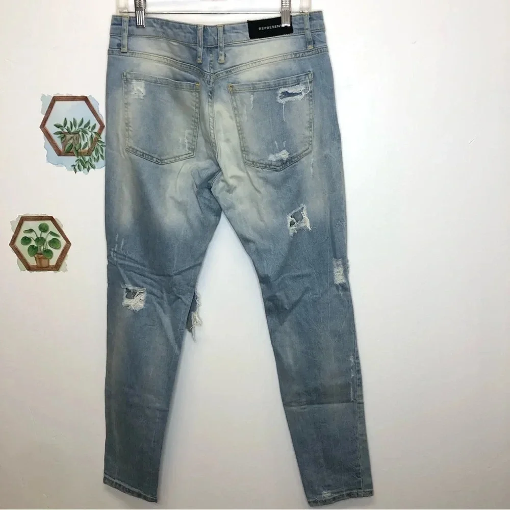 Represent men’s essential jeans distressed grunge light wash 32